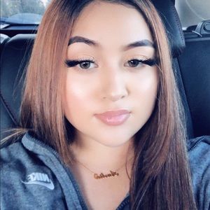 Meet your Posher, Julianna